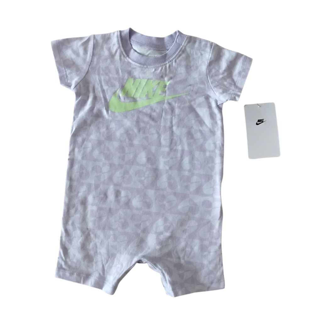 Nike Onesie Baby Girl Size 9 Months Casual Comfy Sporty Gifts Vacation Coquette
